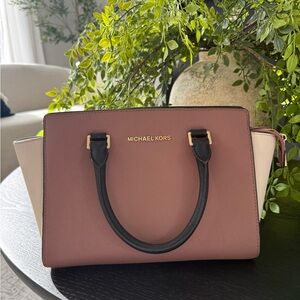 Michael Kors Selma Satchel